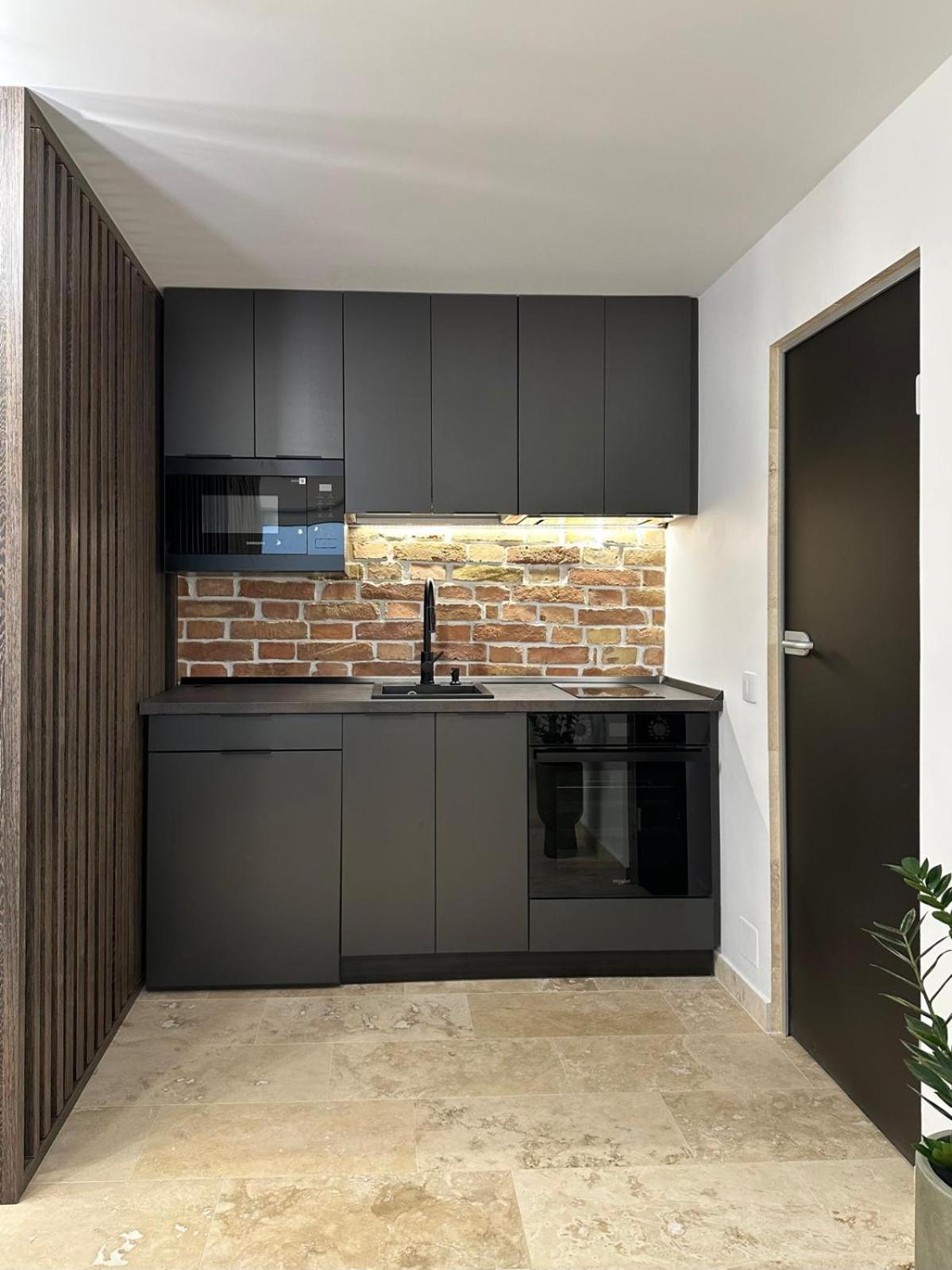 Apartment Fain