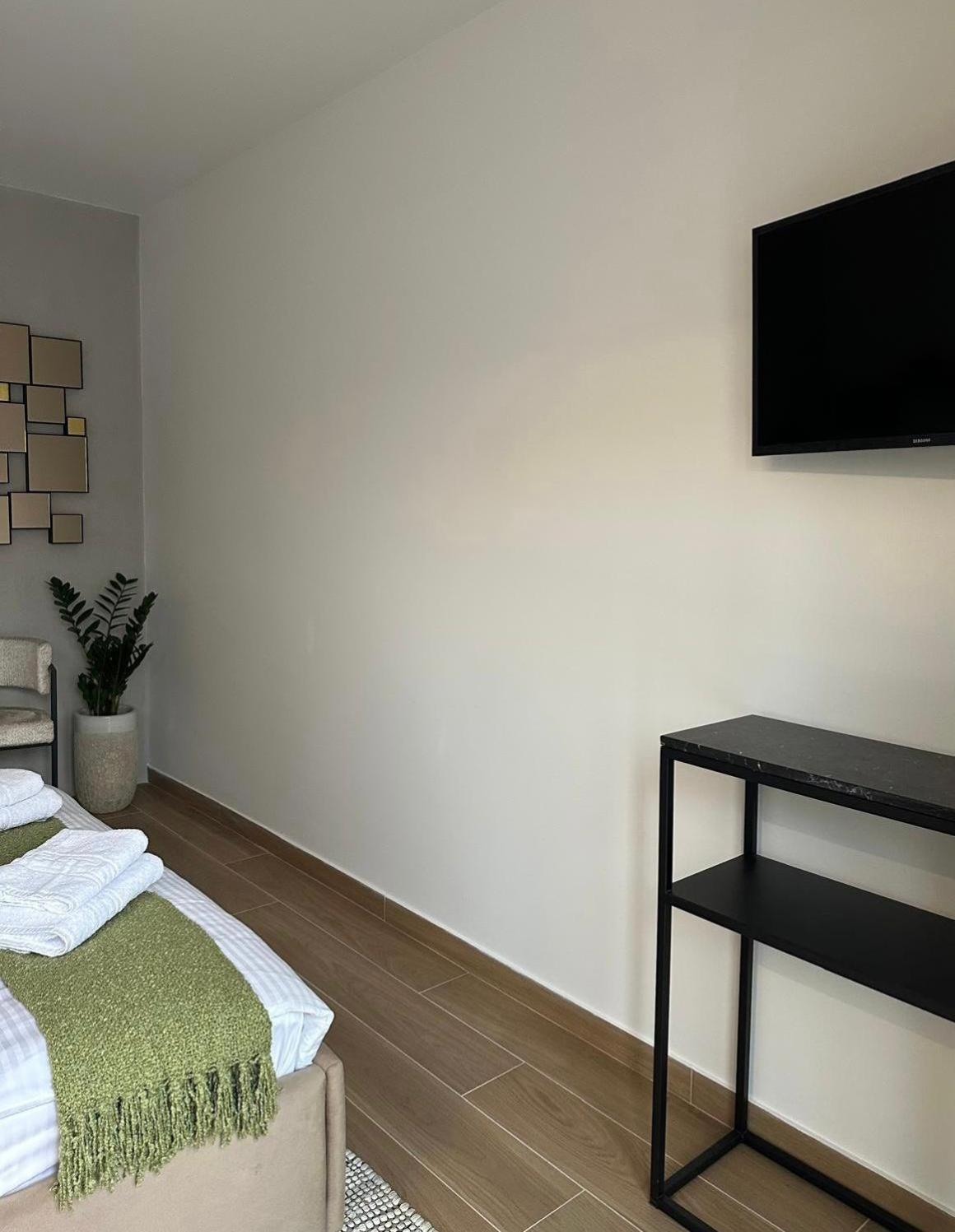 Fain Apartment *